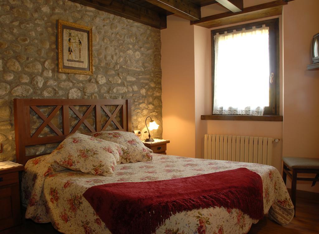 Mas Mallol Puigcerdà Zimmer foto